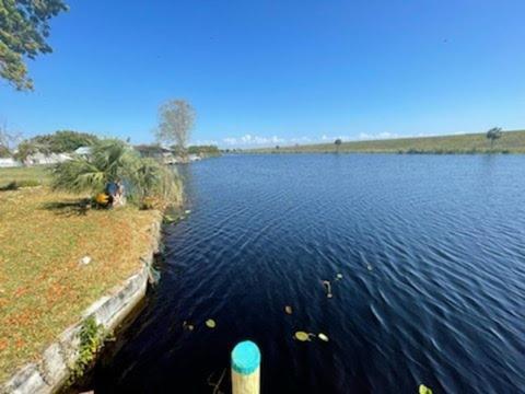 Rim Canal Cottage 'Yellow House' With Canal Views & Boat Dock Cottage Okeechobee Eksteriør billede